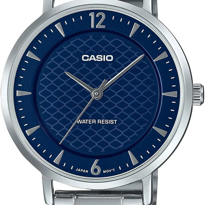 Cadran bleu texturé de la Casio LTP-VT04D