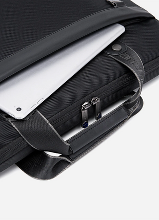 Cartable Arctic Hunter Stylé GW00022