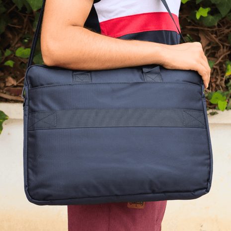 Cartable Porte PC Multipoches Protecteur - Backpack dz