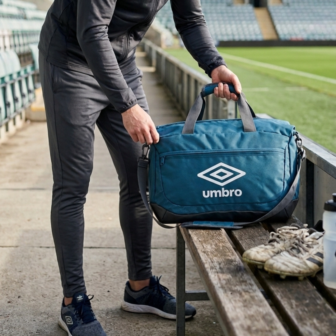 Cabas et sac à main Umbro pour sport et voyage