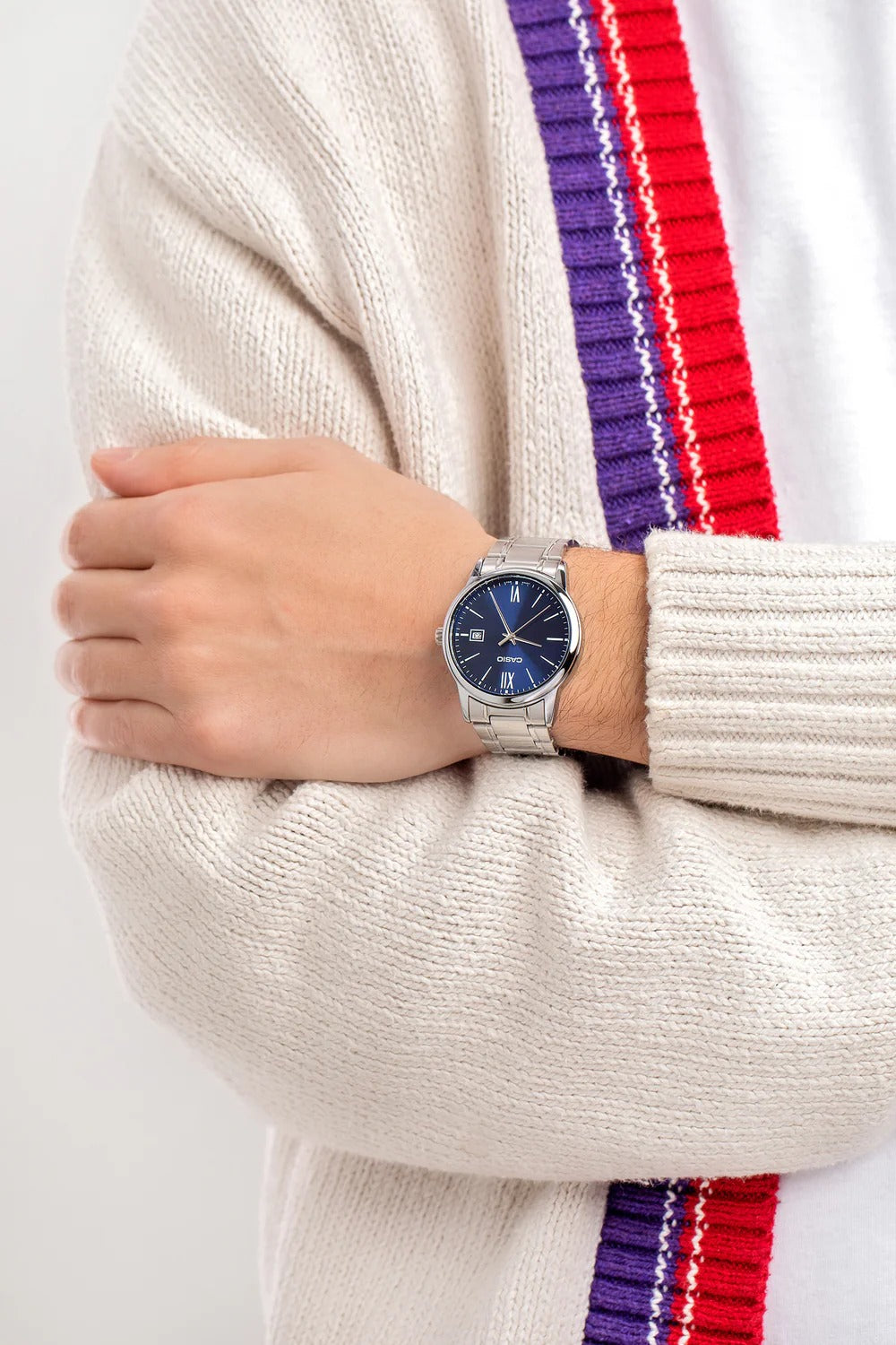 Montre Casio Homme V002D