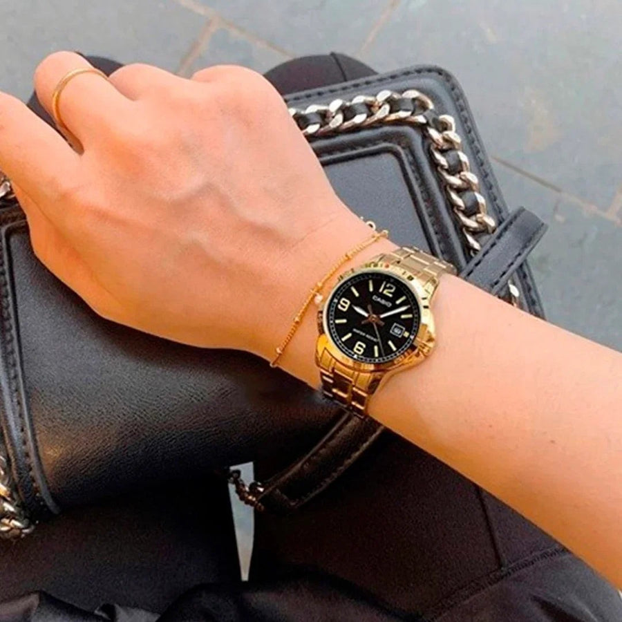 Casio LTP-V004G noire portée