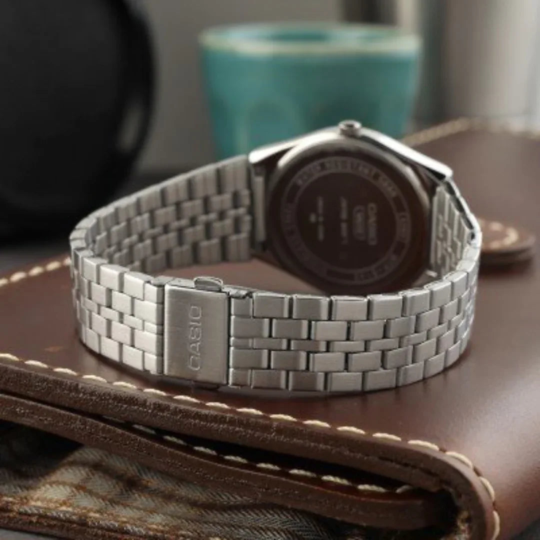 Montre Homme CASIO Acier Inoxydable – Fine & Élégante B145D - Backpack dz