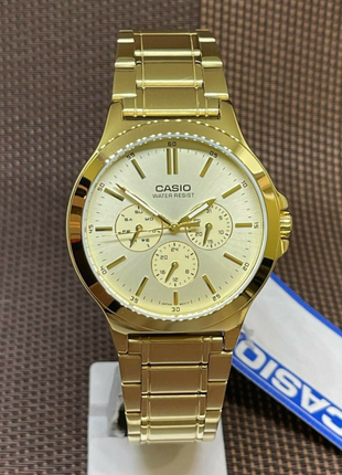 Montre Homme CASIO – Acier Inoxydable & Style Raffiné V300