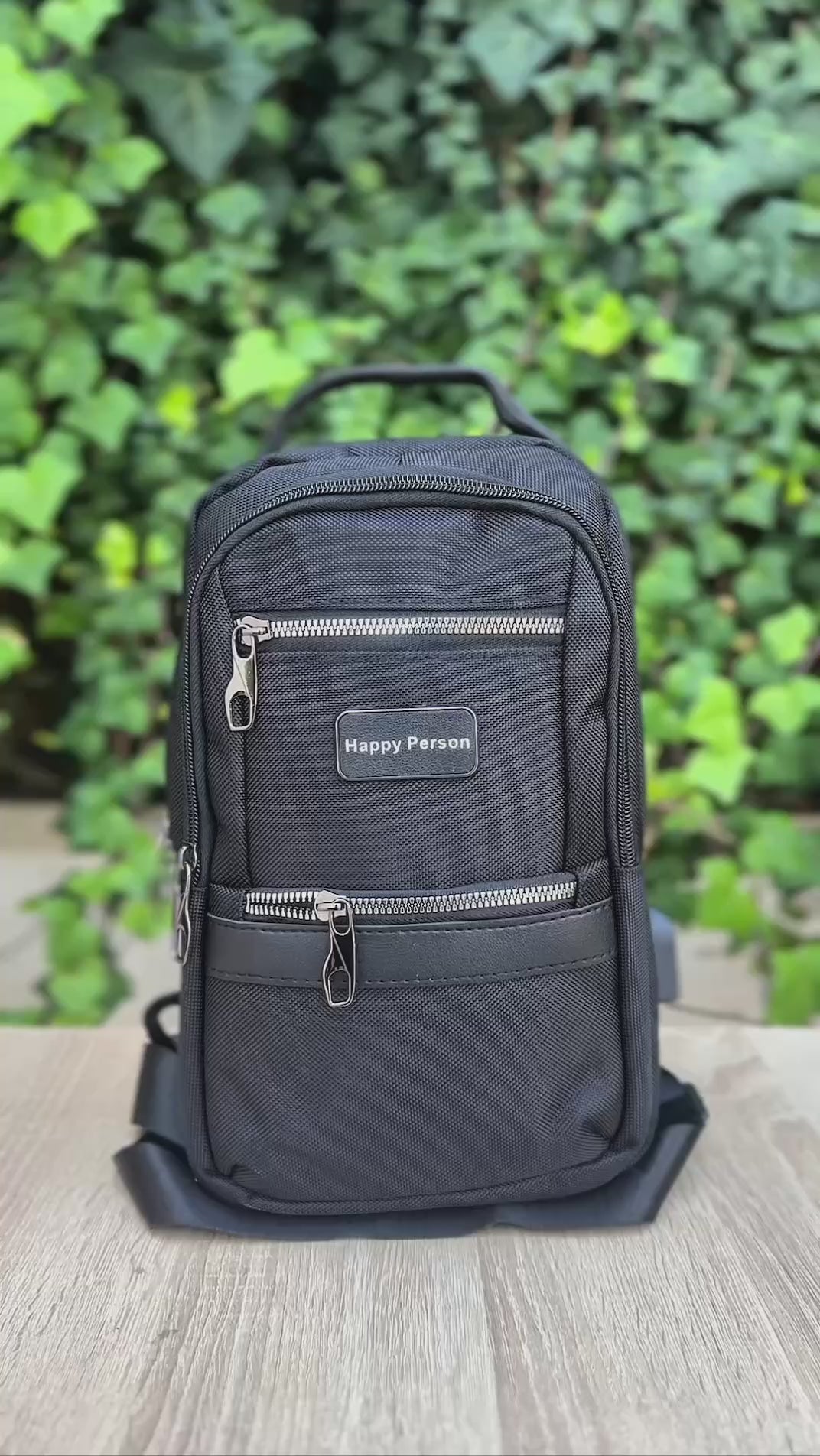 Sacoche Multipoches avec Port USB